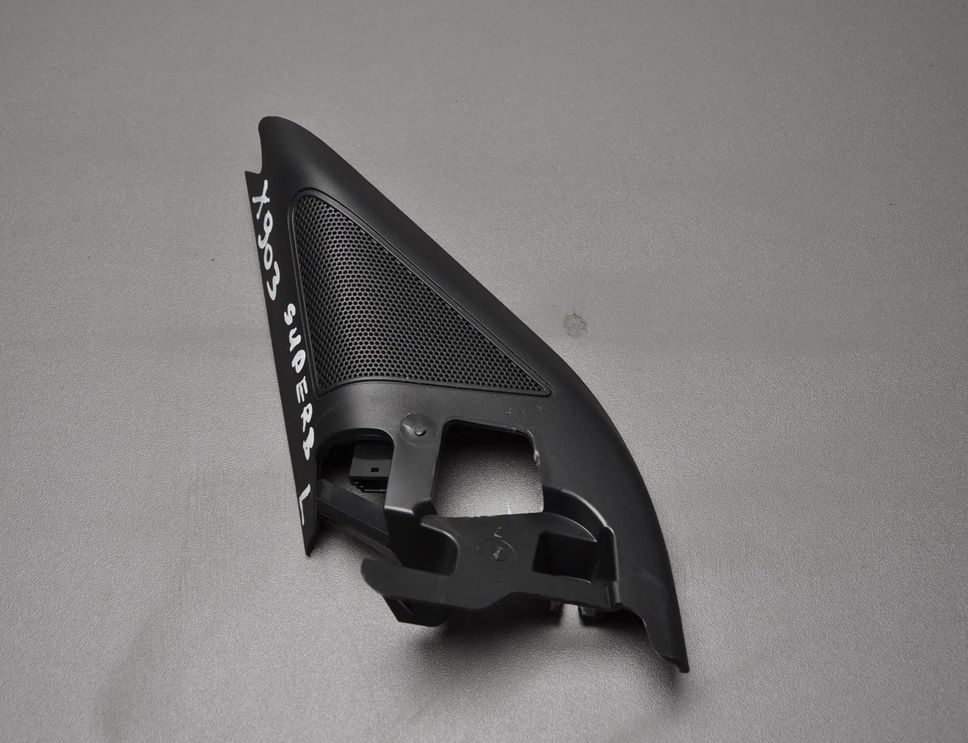 SKODA Superb 3 generation (2015-2023) Ljudhögtalare för vänster bakdörr 3V0837973,3V0035411B,LEFT 25430419