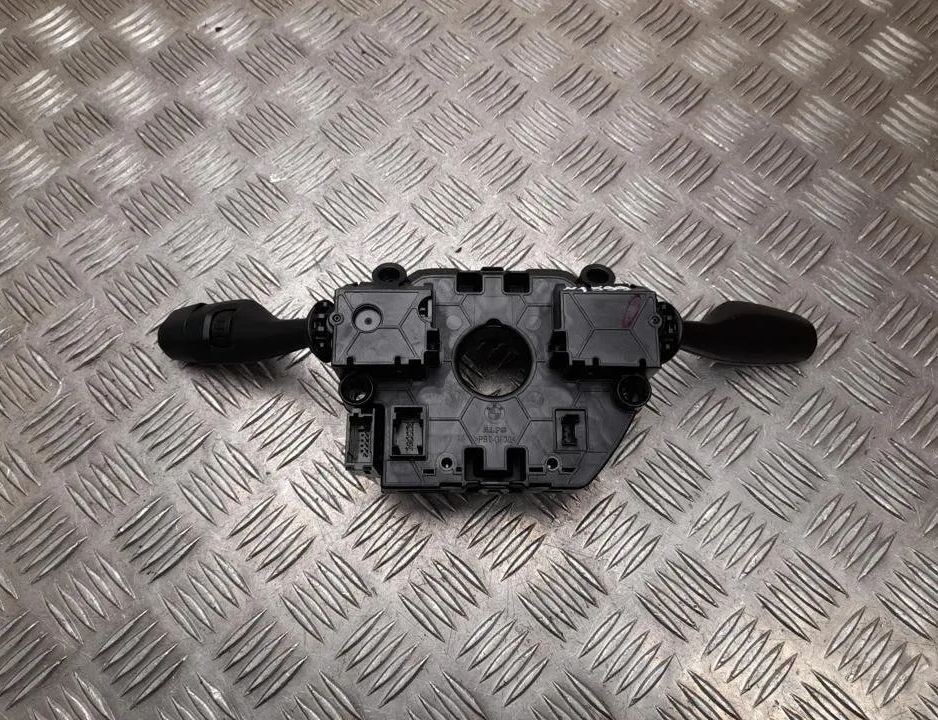 BMW X1 F48/F49 (2015-2023) Indikeringstorkarspaksbrytare 6827371,4216268 28859087