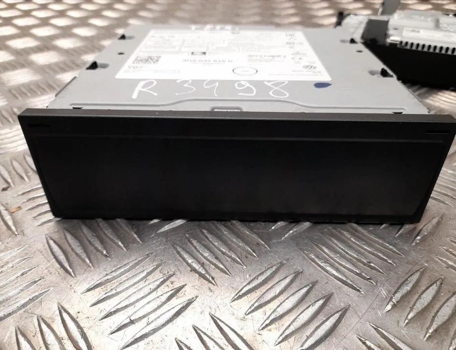 VOLKSWAGEN Passat B8 (2014-2023) Musikspelare utan GPS 5G6919606C,3G5035816K 31544832