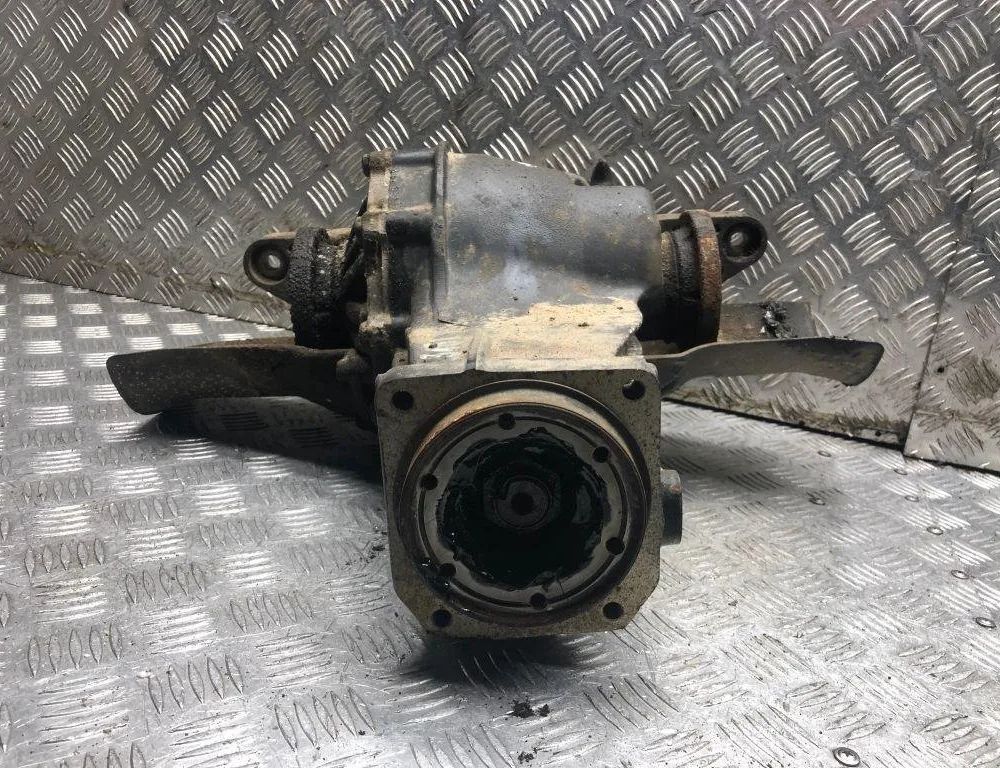 AUDI A4 B7/8E (2004-2008) Bakre differential 30584828