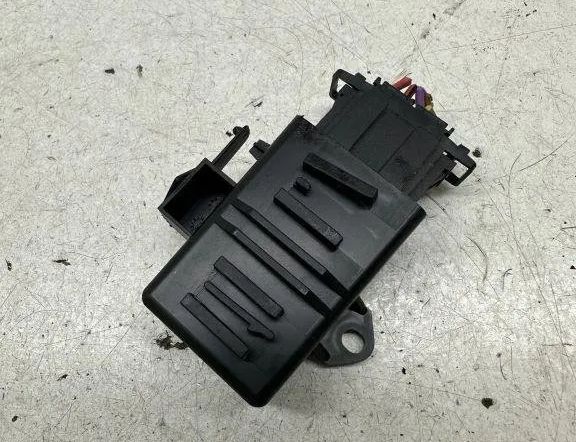 SKODA Superb 1 generation (2001-2008) Stolsvärmerelä 1Z0959772C 30586125