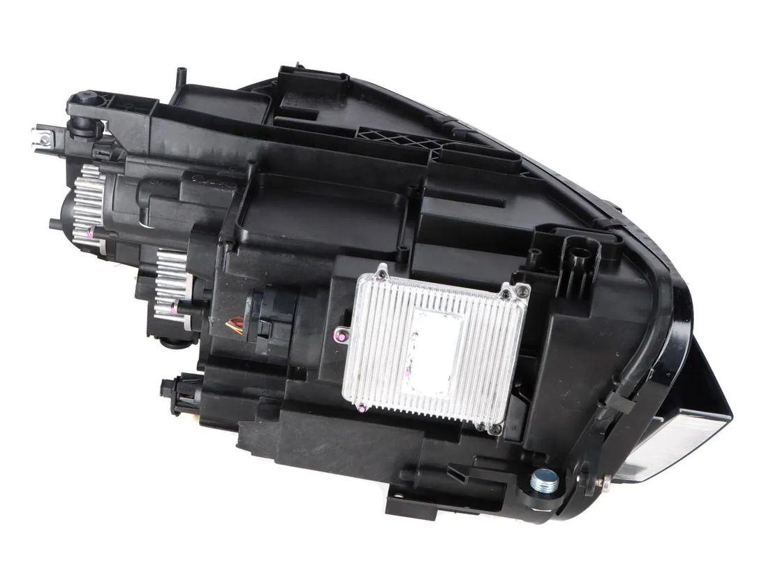 VOLKSWAGEN Tiguan 2 generation (2016-2024) Fram höger strålkastare 5NB941082C 33056777