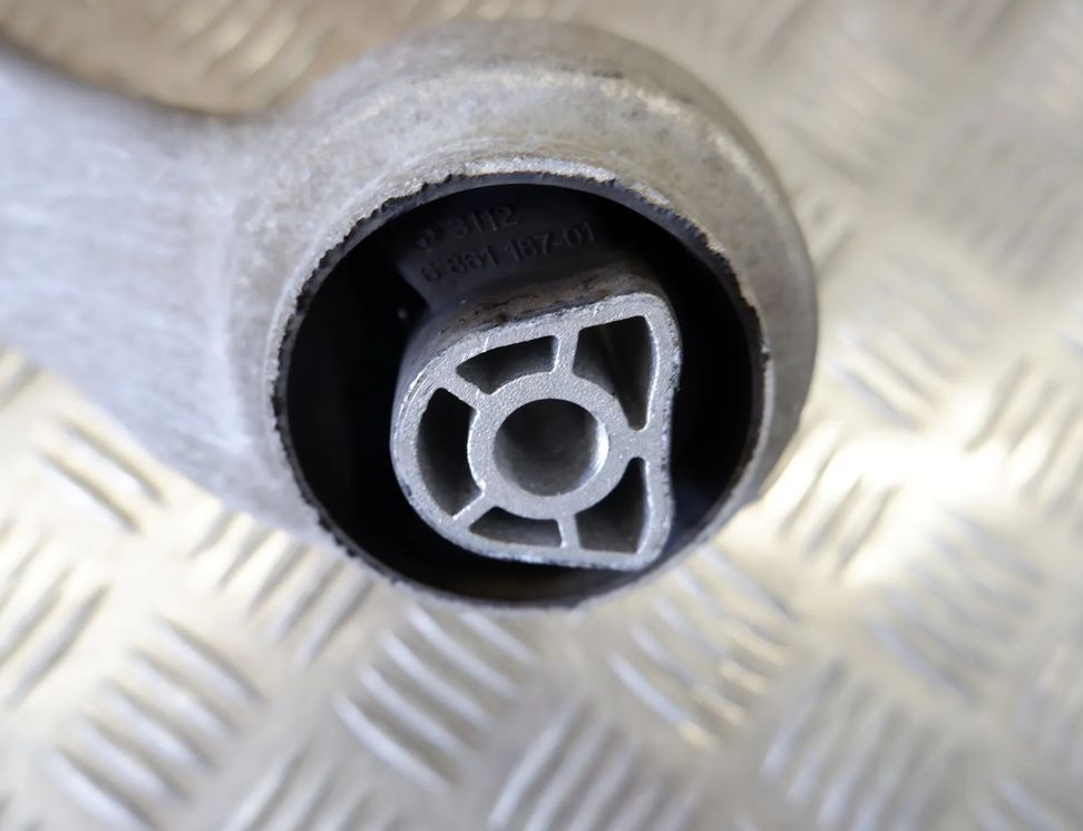 BMW 5 Series G30/G31 (2016-2023) Fram höger böjd gaffel 6861162 15121971