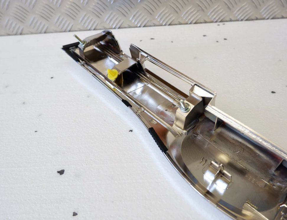 TOYOTA Prius 2 generation (XW20) (2003-2011) Baklucka Kåpa Trim 76801-47050 24603965