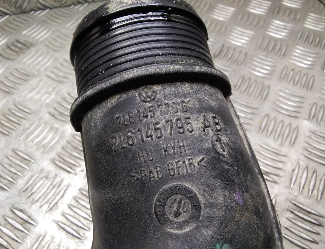 VOLKSWAGEN Touareg 1 generation (2002-2010) Intercooler slangrör 7l6145770g,7l6145795ab 15259100