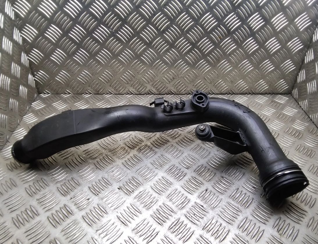 VOLKSWAGEN Passat B5 (1996-2005) Intercooler slangrör 8e0145840,3b0145752b,8e0145762b 17818442