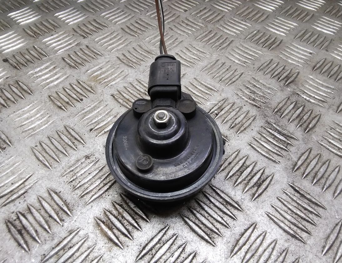 AUDI A4 B7/8E (2004-2008) Hornsignal 8e0951223a,e1000233,000233,007728,a28657625 18326739