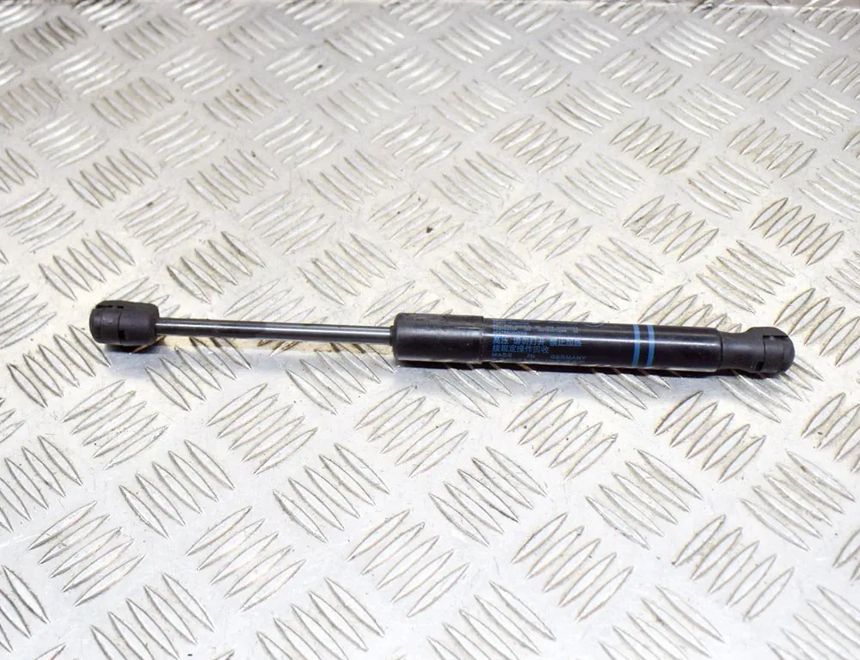 BMW 2 Series F22/F23 (2013-2020) Fram höger motorhuvsfjäderben 7239233,2485700610N 12105492