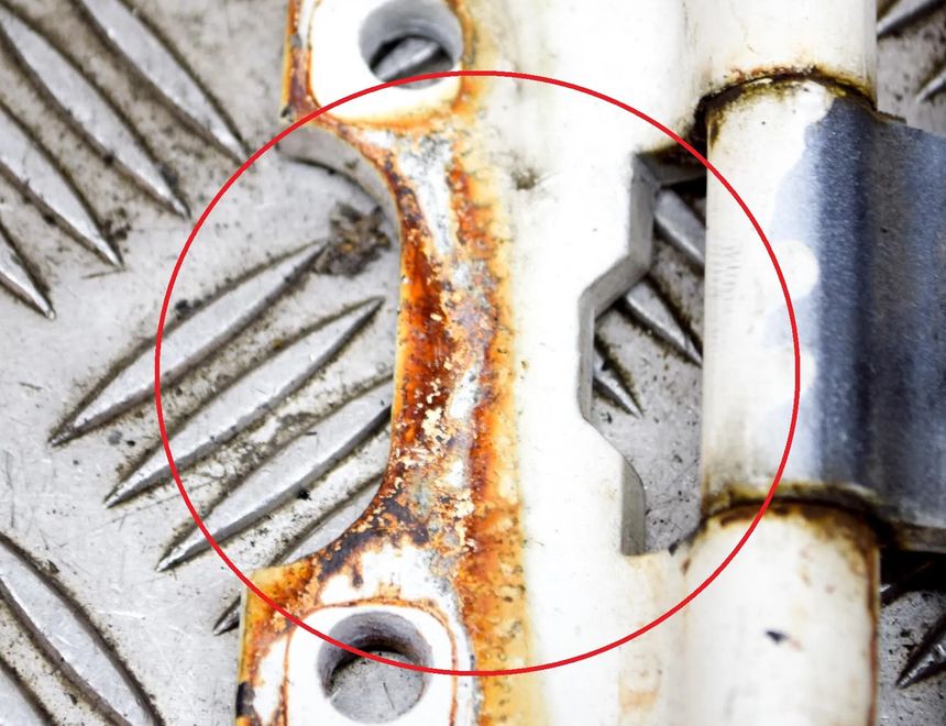 MERCEDES-BENZ SL-Class R107, C107 (1971-1989) Främre vänstra Dörrgångjärn 1237200037,A1237200037 13621330