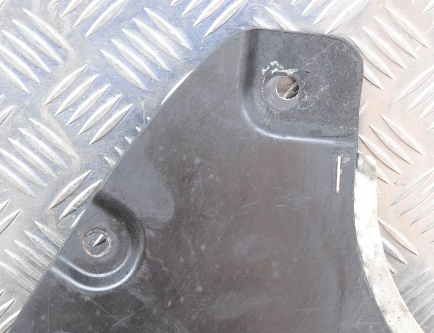 BMW 3 Series E90/E91/E92/E93 (2004-2013) Bakre mittenbottenskydd 7185218 14627619