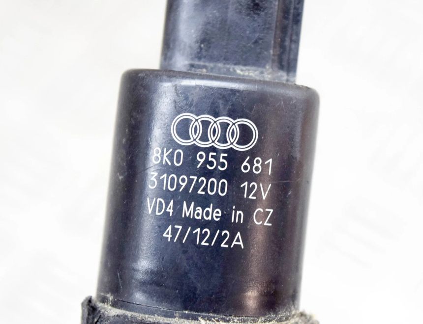AUDI A5 8T (2007-2016) Strålkastarspolarmotor 8K0955681,31097200 20351109
