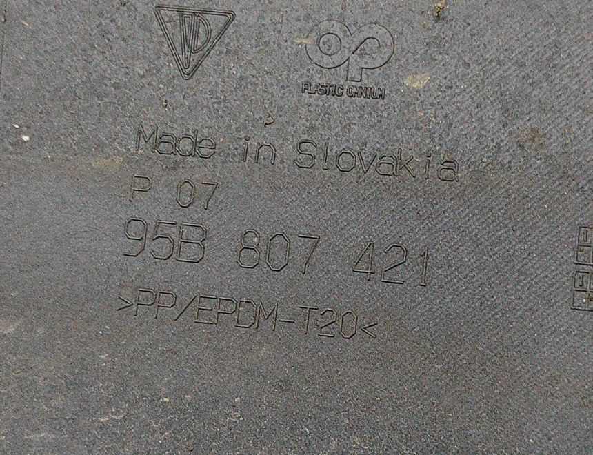 PORSCHE Macan 1 generation (2013-2023) Bakre stötfångaren 95B.807.421,95B807421 25318842