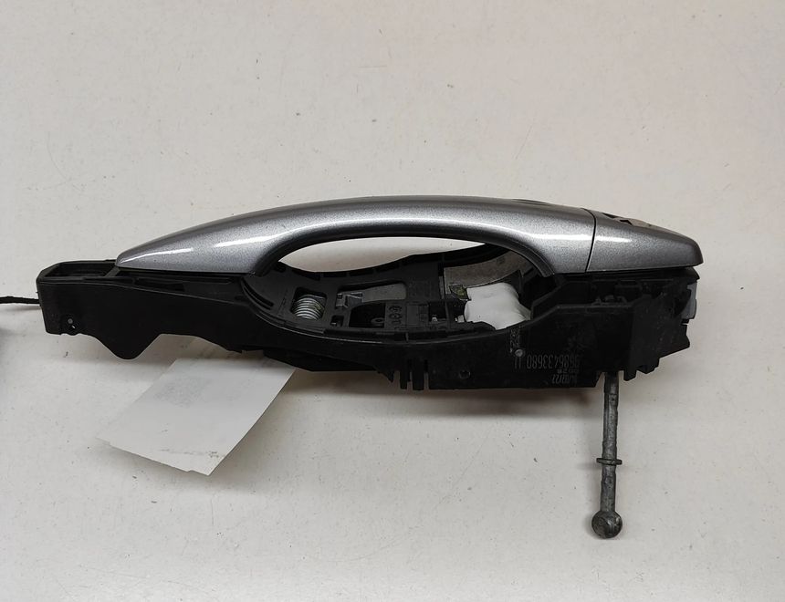 OPEL Crossland X 1 generation (2017-2023) Främre höger dörr yttre handtag 9686433680 28090551