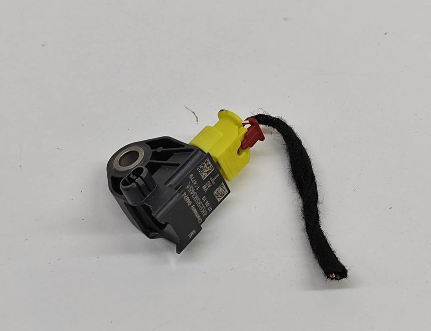 AUDI e-tron 1 generation (2018-2024) Höger bakre stötsensor 4KE959345A 28519375