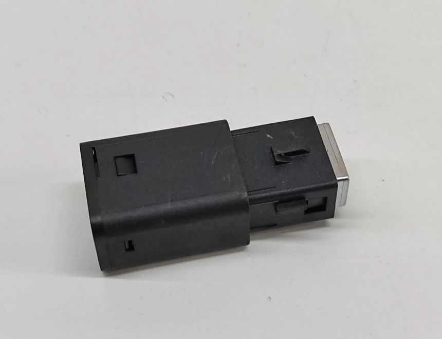 CITROËN C4 3 generation (2020-2023) USB 9831377180,98313506DX 28860590