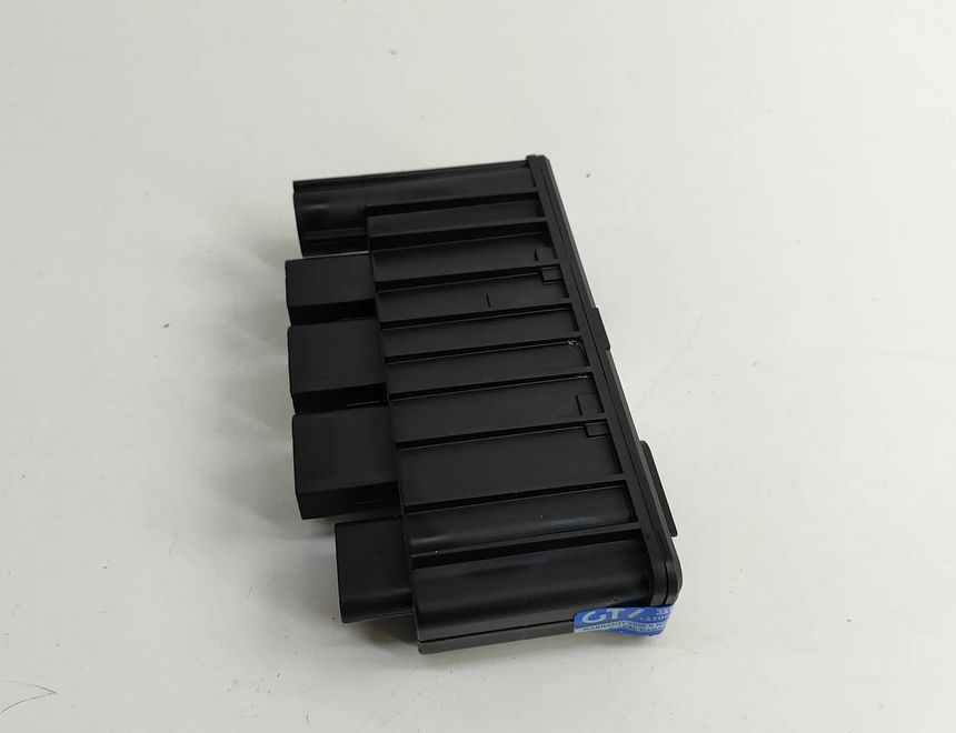 BMW 2 Series F44 (2019-2023) Spänningskontrollenhet 8661071 29624753