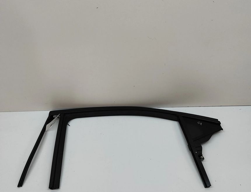 OPEL Mokka 2 generation (2021-2023) Bakre vänstra dörrens övre list 9841966180,9841995280,43R-00101 30042000