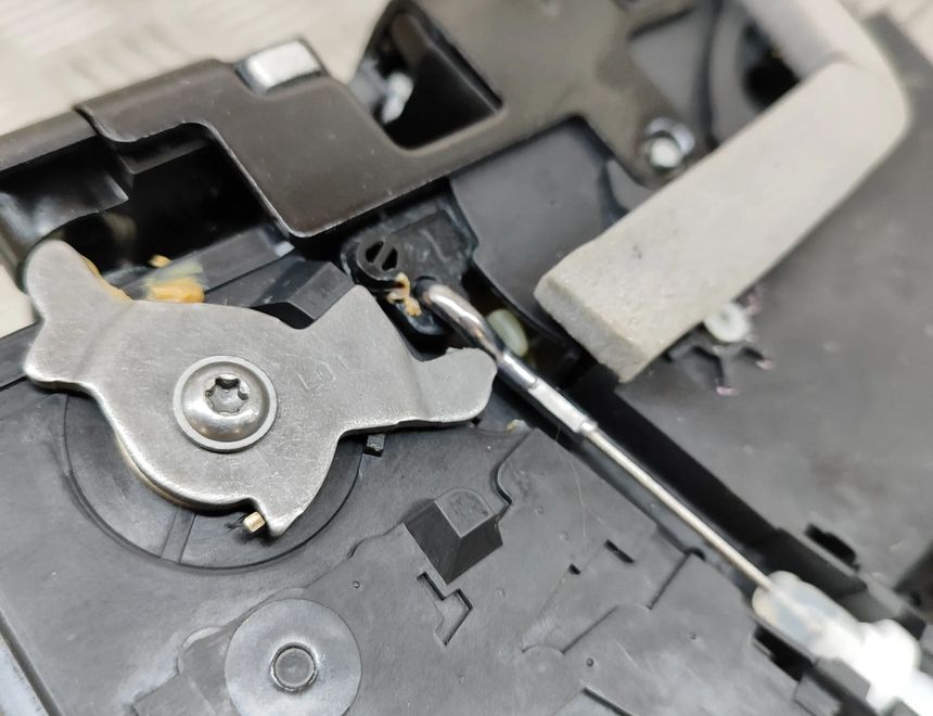 AUDI e-tron Sportback 1 generation (2019-2024) Främre vänstra dörrlås 4K1837015J,4K1837015 30292274