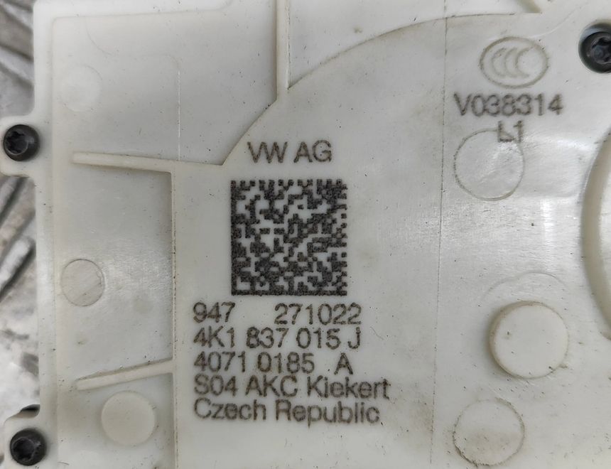 AUDI e-tron Sportback 1 generation (2019-2024) Främre vänstra dörrlås 4K1837015J,4K1837015 30292274