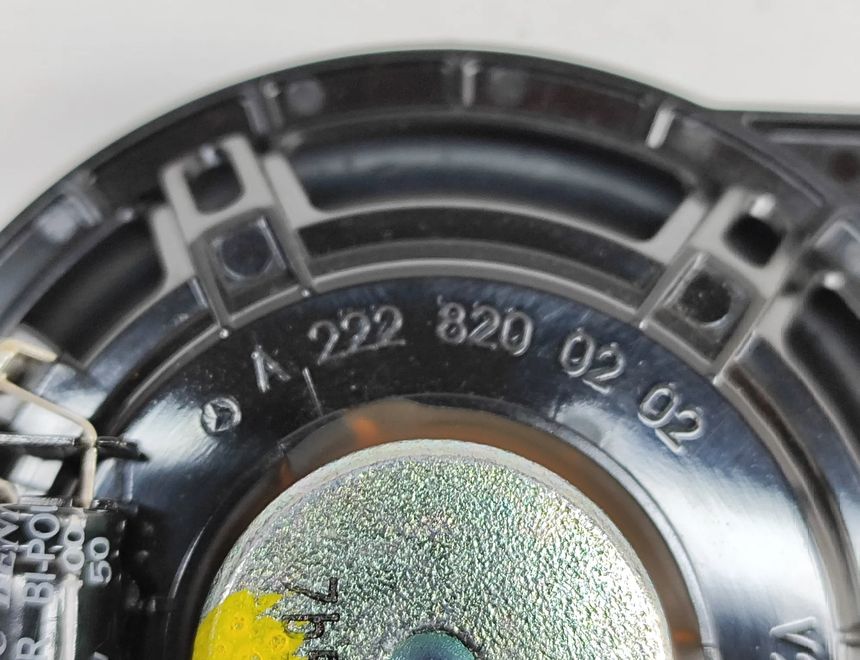 MERCEDES-BENZ C-Class W205/S205/C205 (2014-2023) Ljudhögtalare för höger bakdörr A2228200202 30395418