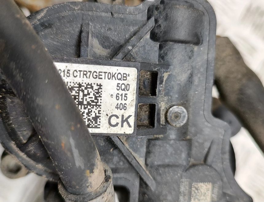 VOLKSWAGEN Golf 7 generation (2012-2024) Bromsok höger bak 8V0615424D,5Q0615406CK 30396310