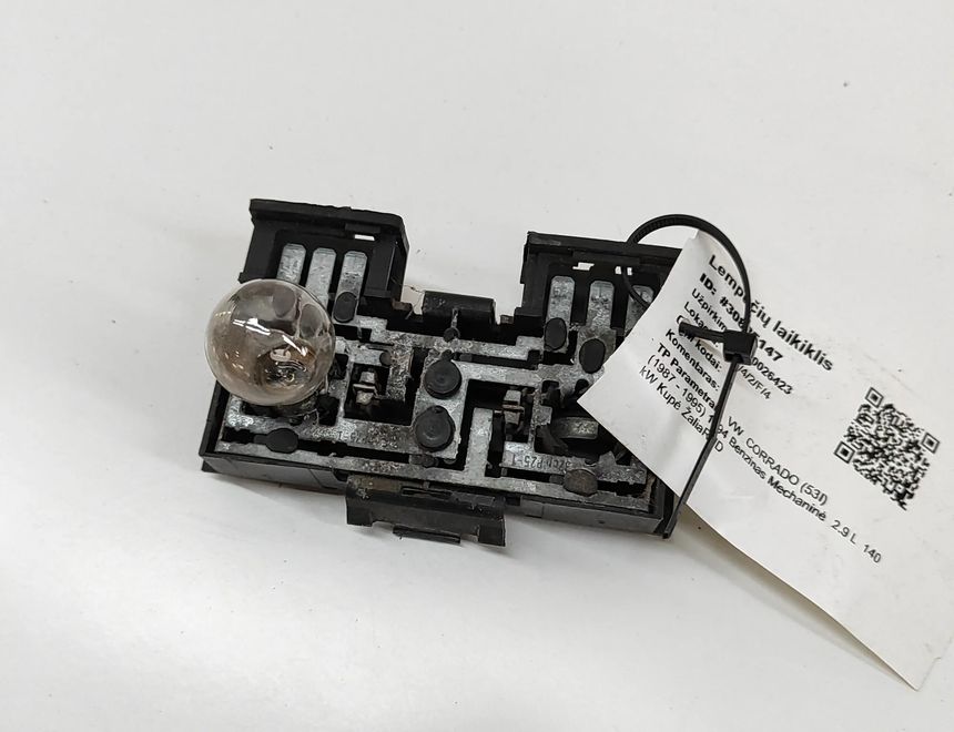 VOLKSWAGEN Corrado 1 generation (1988-1995) Lamphållare 321945259 30825147