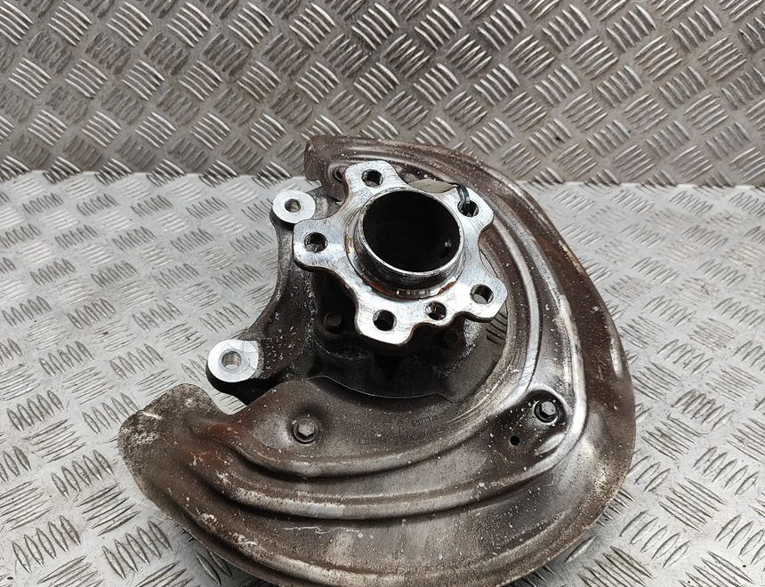 BMW 3 Series G20/G21/G28 (2018-2024) Främre höger hjulnav 6878610 31036692