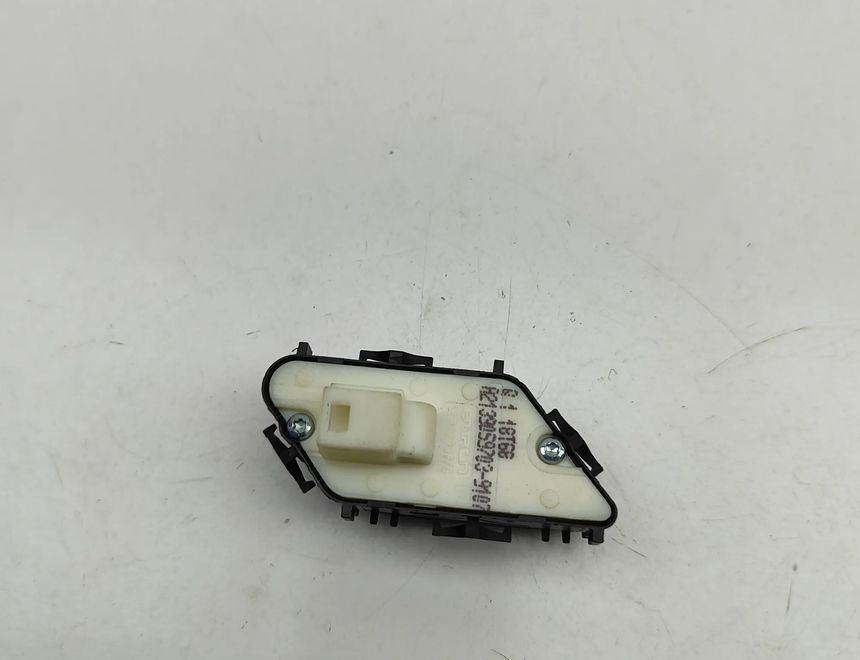 MERCEDES-BENZ E-Class W213/S213/C238/A238 (2016-2024) Centrallåsbrytare A2139059703 31355786