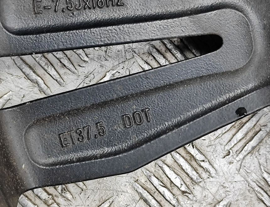 AUDI A1 8X (2010-2020) Hjul 8X0601025CC 31638764