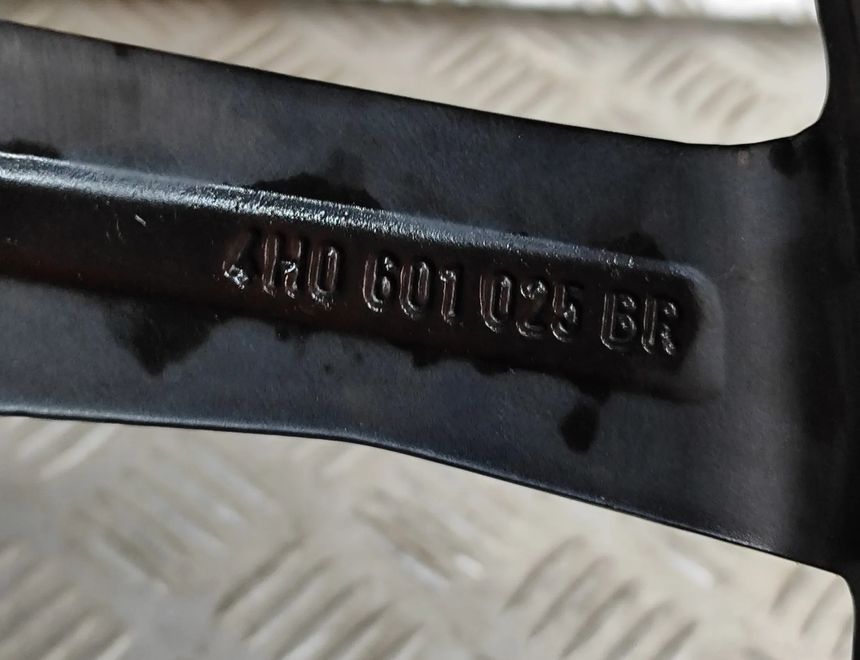 AUDI A7 C7/4G (2010-2020) Hjul 4H0601025BS,4H0601025BR 31878824