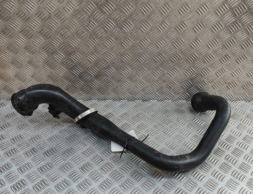 AUDI Q5 FY (2016-2024) Intercooler slangrör 06K906051E,80A145673M 31955823