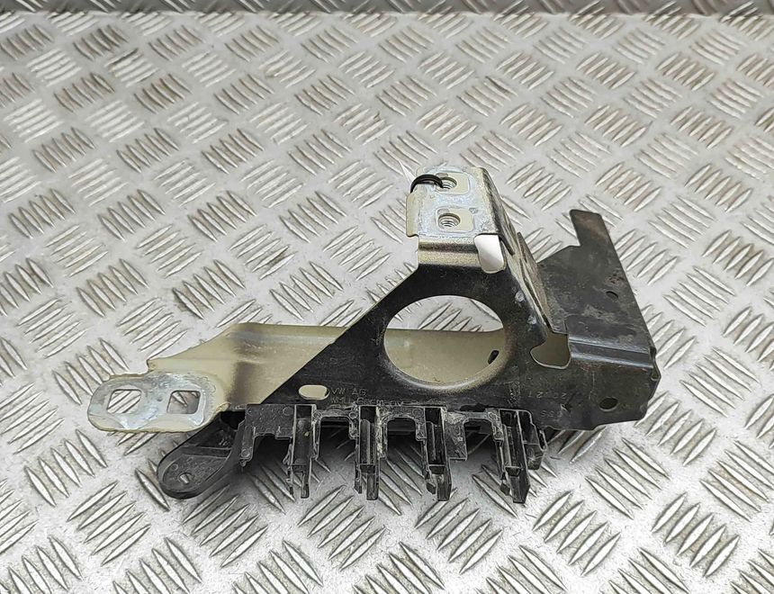 SKODA Enyaq 1 generation (2020-2023) Vänster strålkastarfäste 10A803713,10A937545 32569857