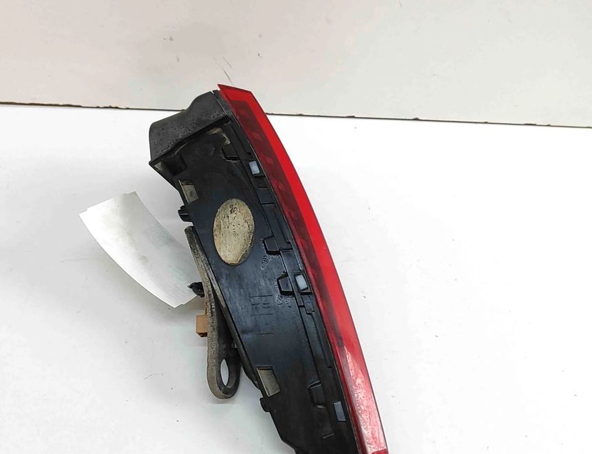 SKODA Enyaq 1 generation (2020-2023) Höger Baklucka Bakljus 5LG945308B 32570243