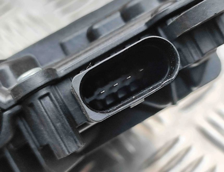 VOLKSWAGEN Multivan T7 (2021-2024) Bakre höger dörrlås 7LA843604AA,7T0843746D 32579410