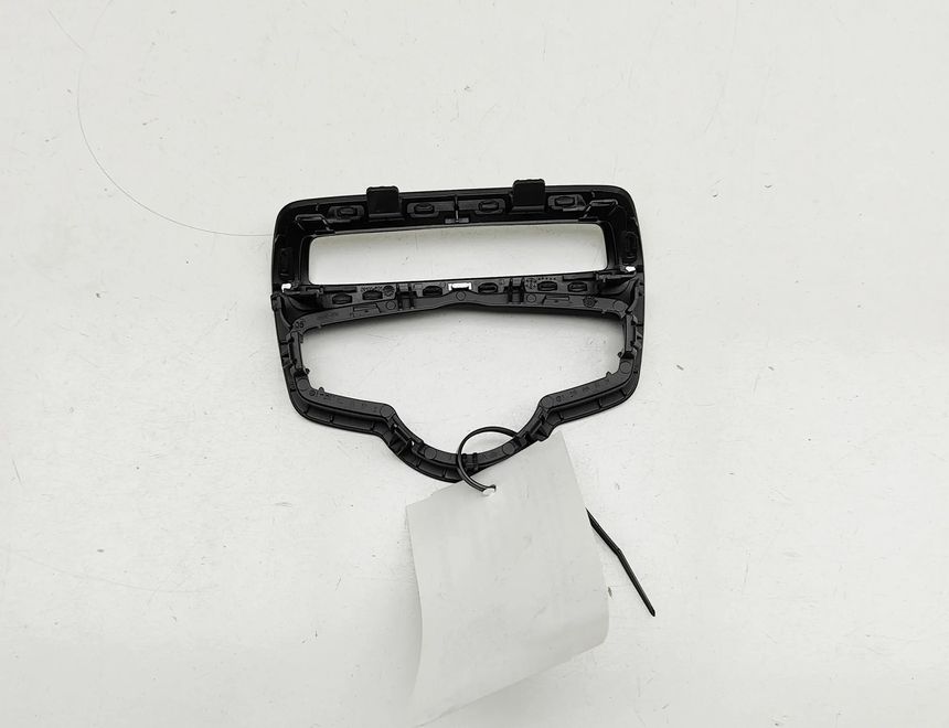 MERCEDES-BENZ C-Class W205/S205/C205 (2014-2023) Strålkastarbrytare Trim A2056880308 32965986