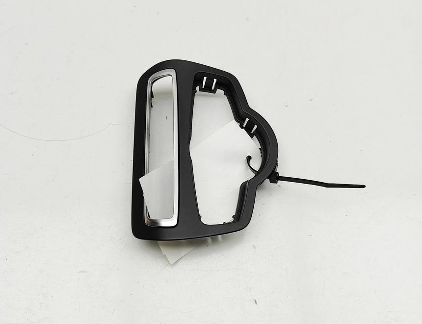 MERCEDES-BENZ C-Class W205/S205/C205 (2014-2023) Strålkastarbrytare Trim A2056880308 32965986