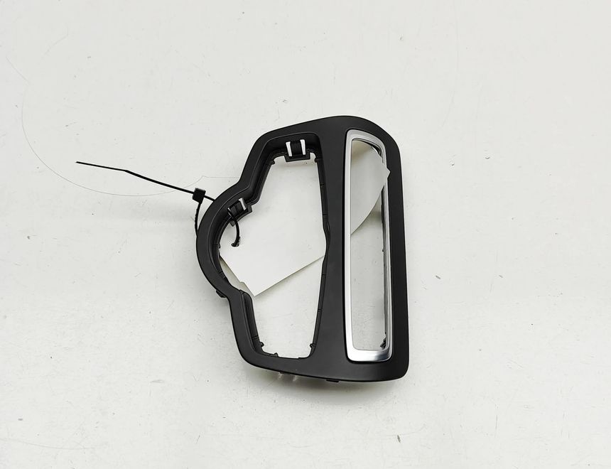 MERCEDES-BENZ C-Class W205/S205/C205 (2014-2023) Strålkastarbrytare Trim A2056880308 32965986