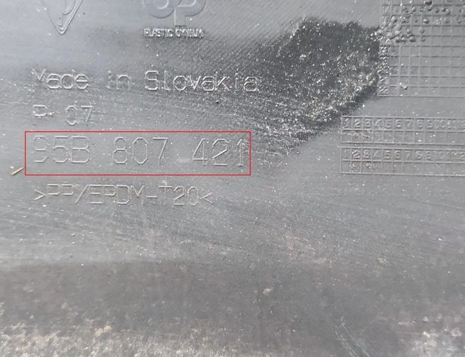 PORSCHE Macan 1 generation (2013-2023) Bakre stötfångaren 95B807421 29474914