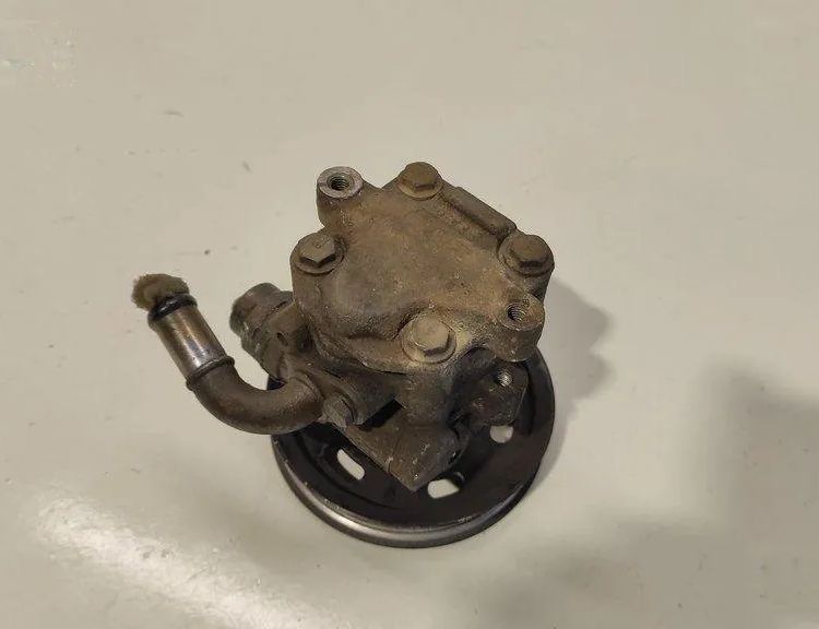 SKODA Superb 1 generation (2001-2008) Servostyrningspump 038145255D,1022 17115166