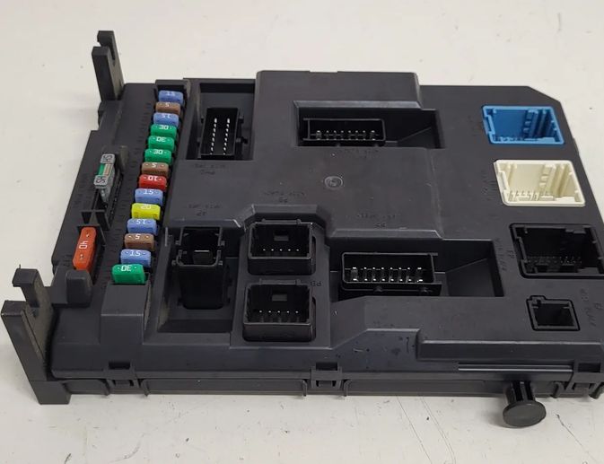 CITROËN C3 2 generation (2009-2016) Säkringsbox 9666952280 27978531