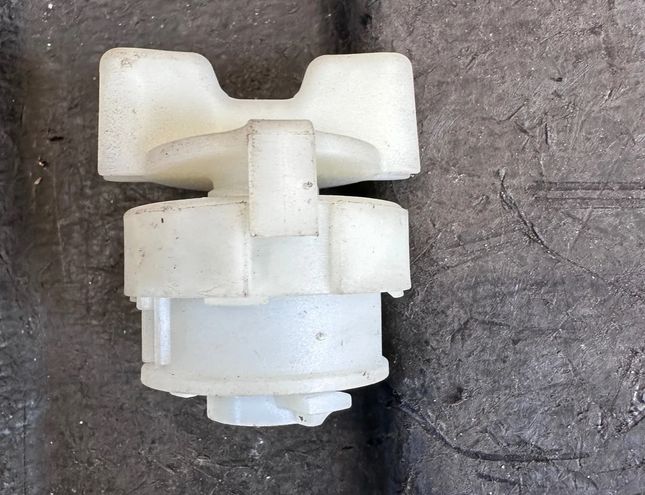 VOLKSWAGEN Touran 3 generation (2015-2023) Lamphållare 5TA945300 31652044