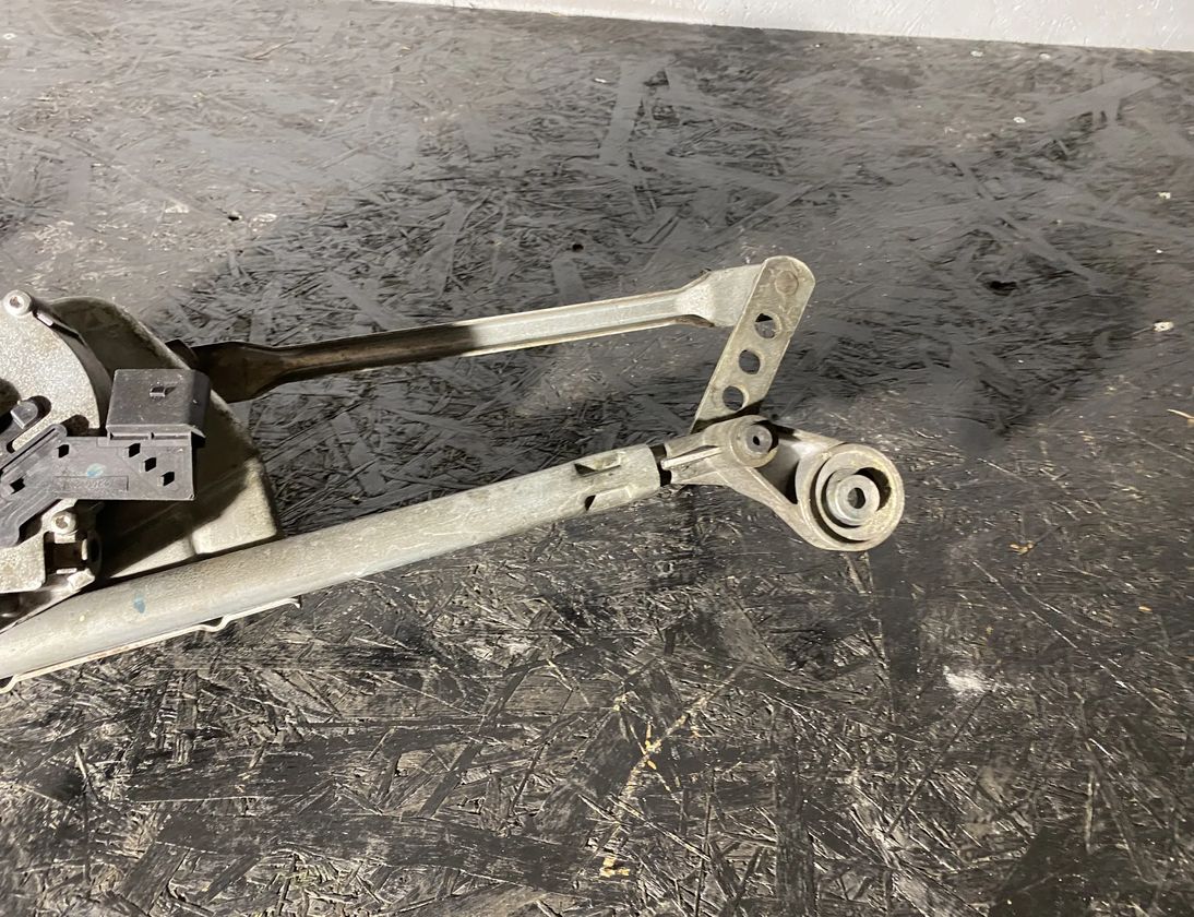 MERCEDES-BENZ GL-Class X164 (2006-2012) Vindrutetorkare fram a1648201742 22573966