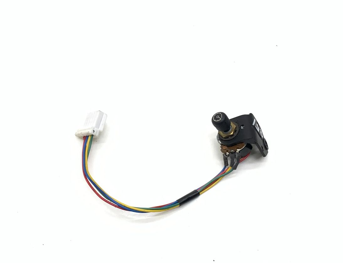 JAGUAR XK X100 (1996-2006) Farthållarspaksratt 2A64A250 32790333