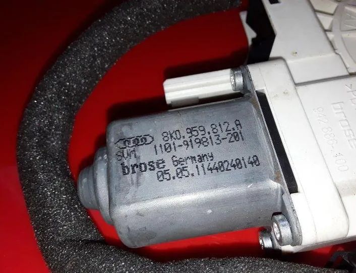 SKODA Superb 2 generation (2008-2015) Höger bakdörr Fönsterkontrollmotor 8K0959812A,1101919813201,919811201 25545134