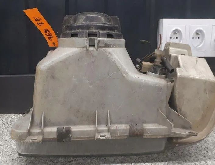 AUDI 200 C2 (1979-1982) Fram höger strålkastare 12296400 27198316