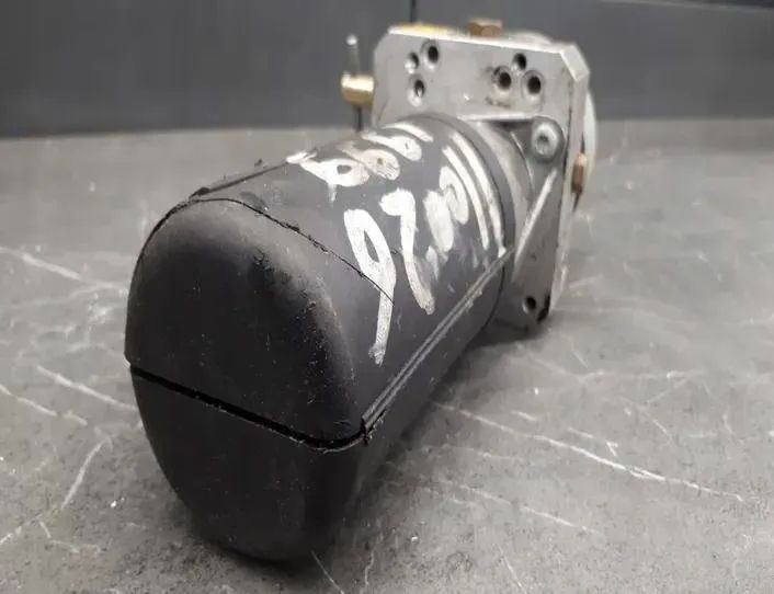 VOLKSWAGEN Jetta 4 generation (1999-2005) Hydraulisk pump 27210297