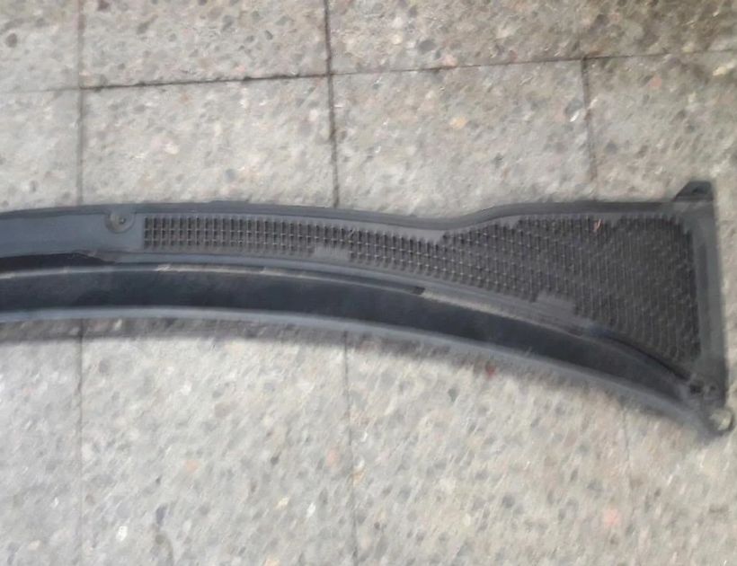 RENAULT Twingo 2 generation (2007-2014) Trim för främre torkarkåpa 8200637096 30122309