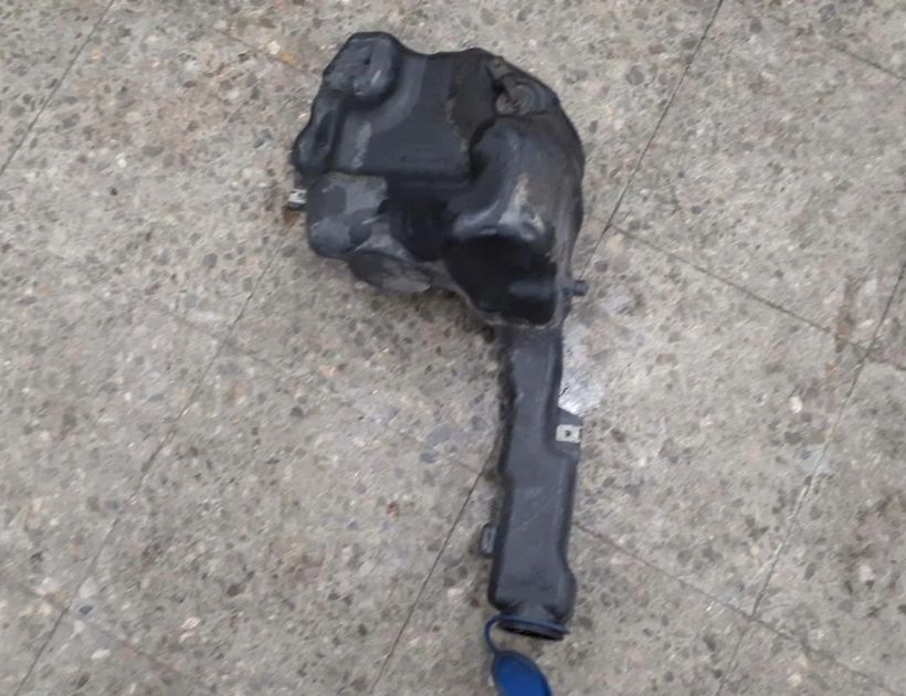 MERCEDES-BENZ E-Class W212/S212/C207/A207 (2009-2016) Fönsterspolartank a2048602160 30173867