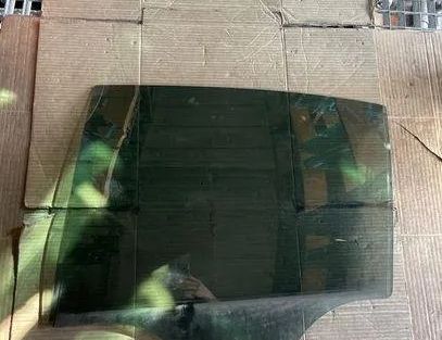 BMW 5 Series F10/F11 (2009-2017) Bakre vänster dörrglas 21514489