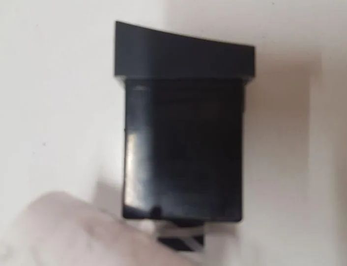 HYUNDAI Santa Fe CM (2006-2013) Strömställare för höjdjustering av strålkastare 751U00080,211000245 27001092